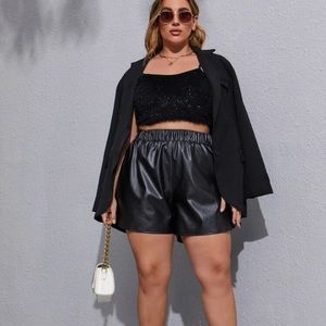 SHEIN Black PU Faux Leather Elastic Waist Shorts - 4X
